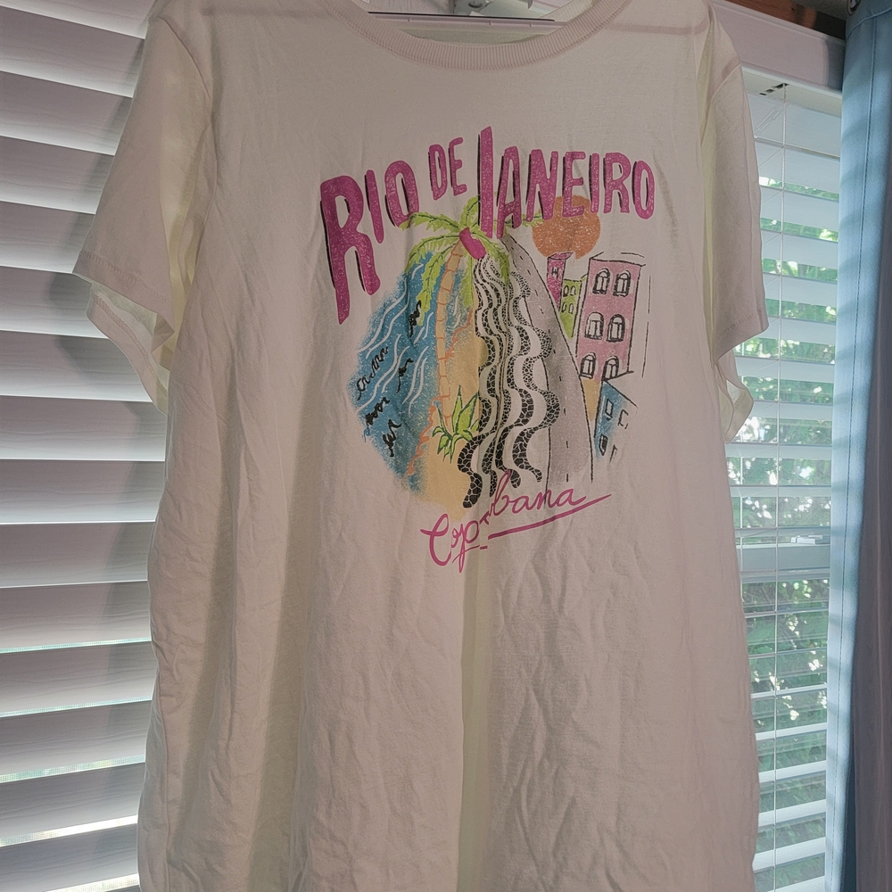 Torrid Cream Rio de Janeiro Graphic Tee